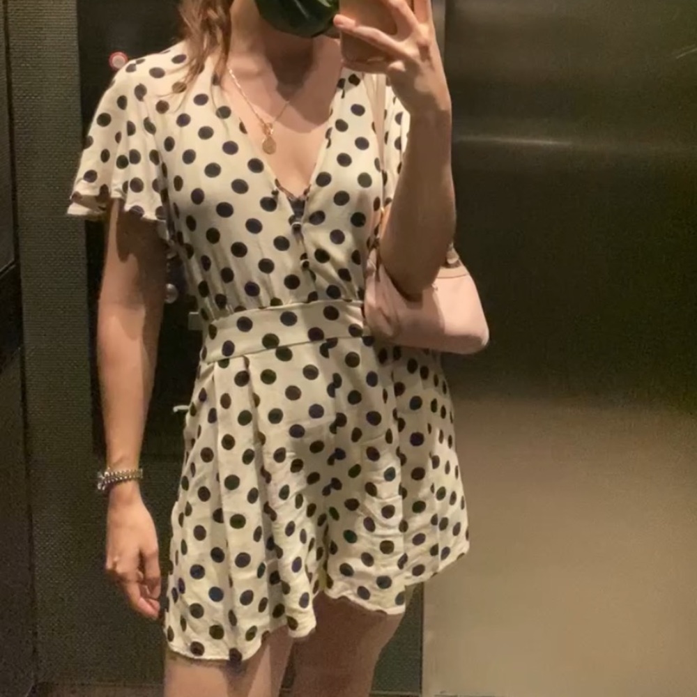 Polka dot romped with pockets